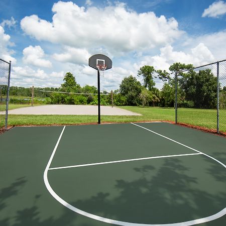Wyndham Garden Lake Buena Vista - Disney Springs Area Bagian luar foto